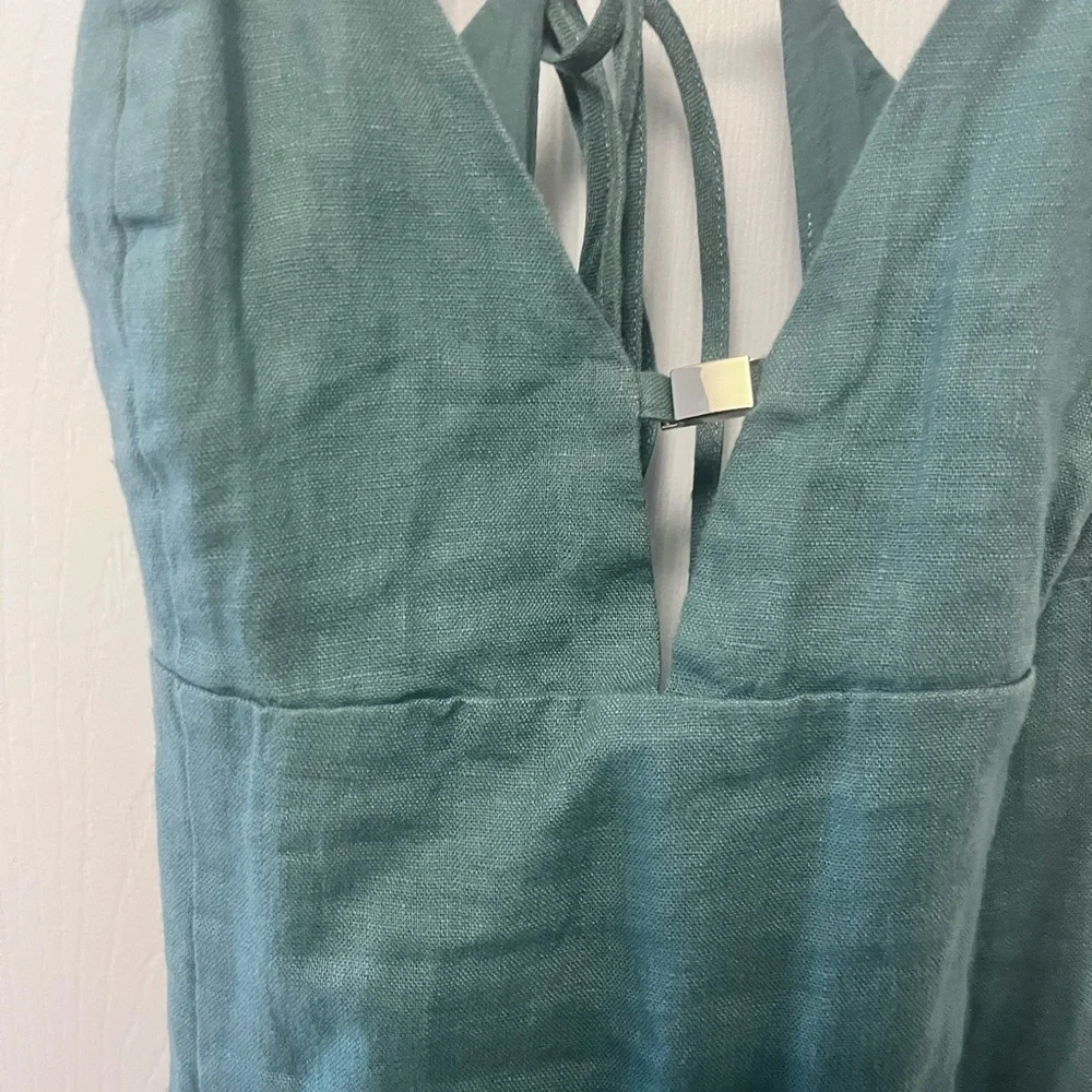 Women's Premium Linen Cutout Midi Dress - Picture 5 of 12
